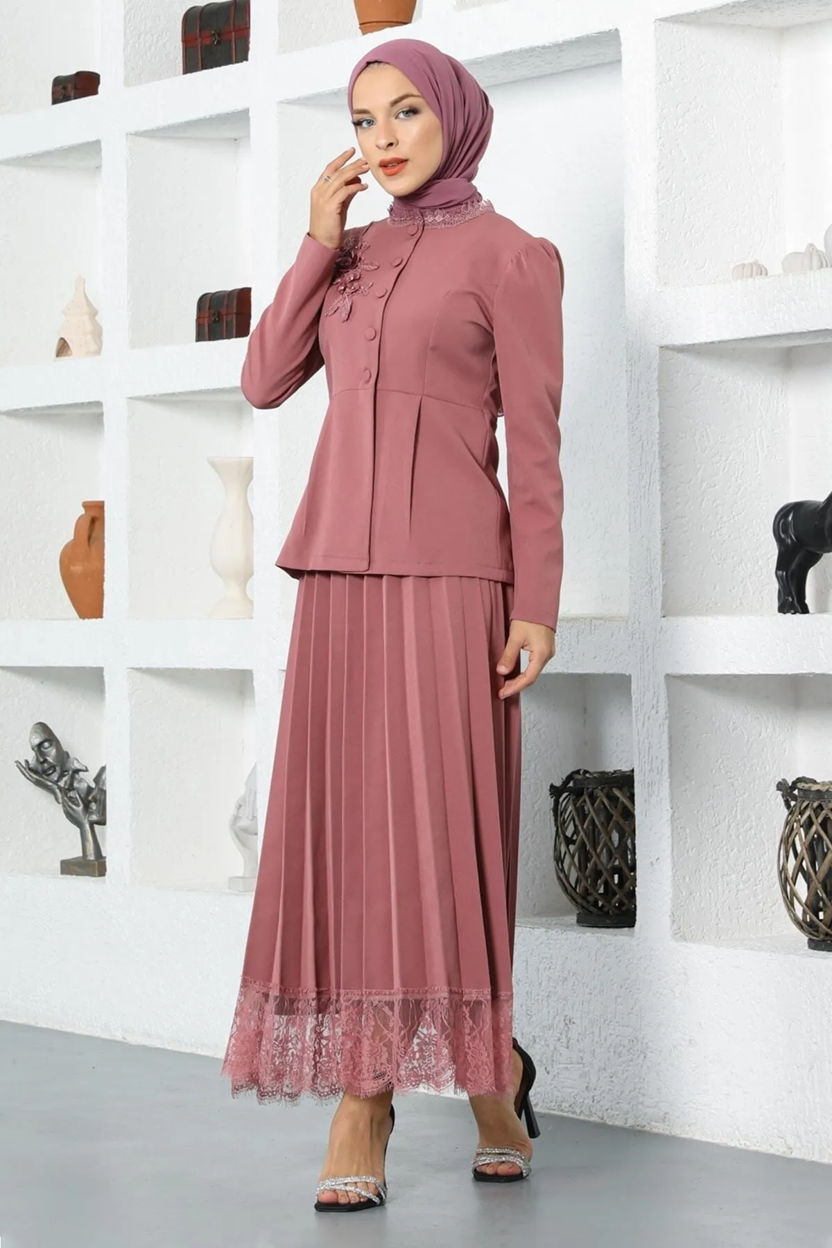 Modamihram  Rockanzug mit Spitzendetail, Dusty Rose 17100