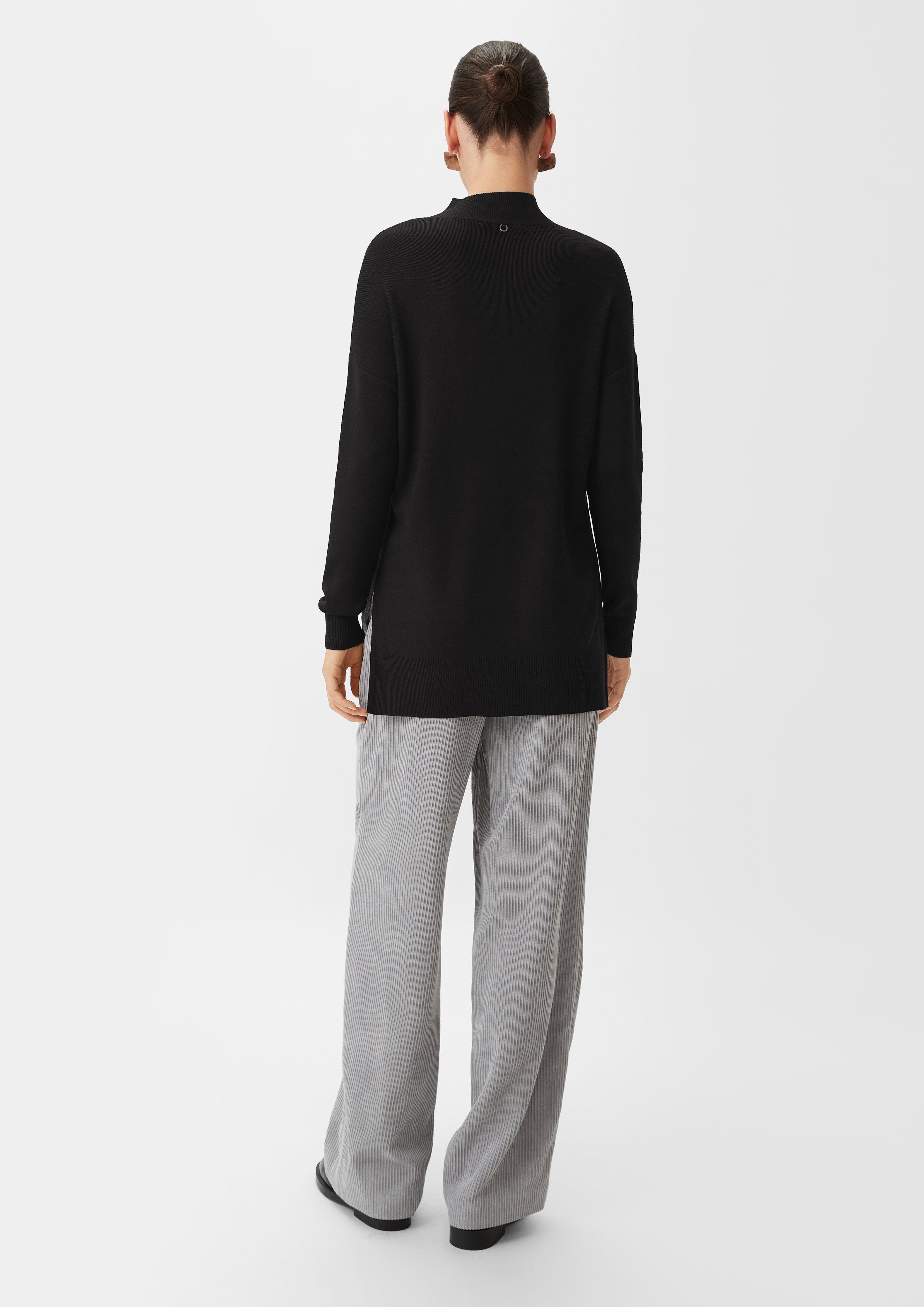 Langer Strickpullover mit Turtleneck - schwarz