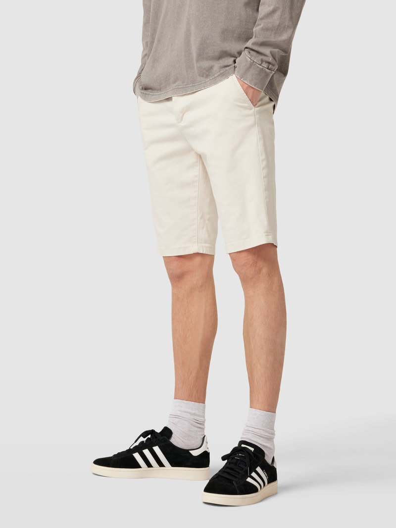 Slim Fit Chino-Shorts mit Eingrifftaschen in beige