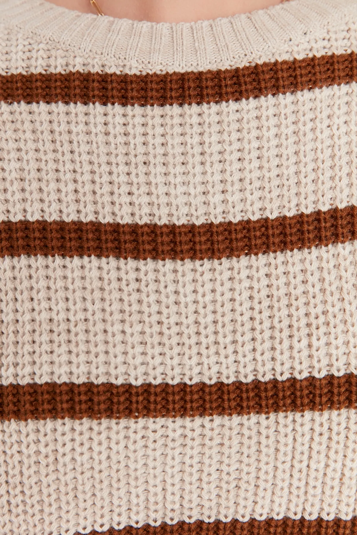 Trendyol Collection  Stone Crop Basic Strickpullover mit Streifen TWOAW23KZ00390