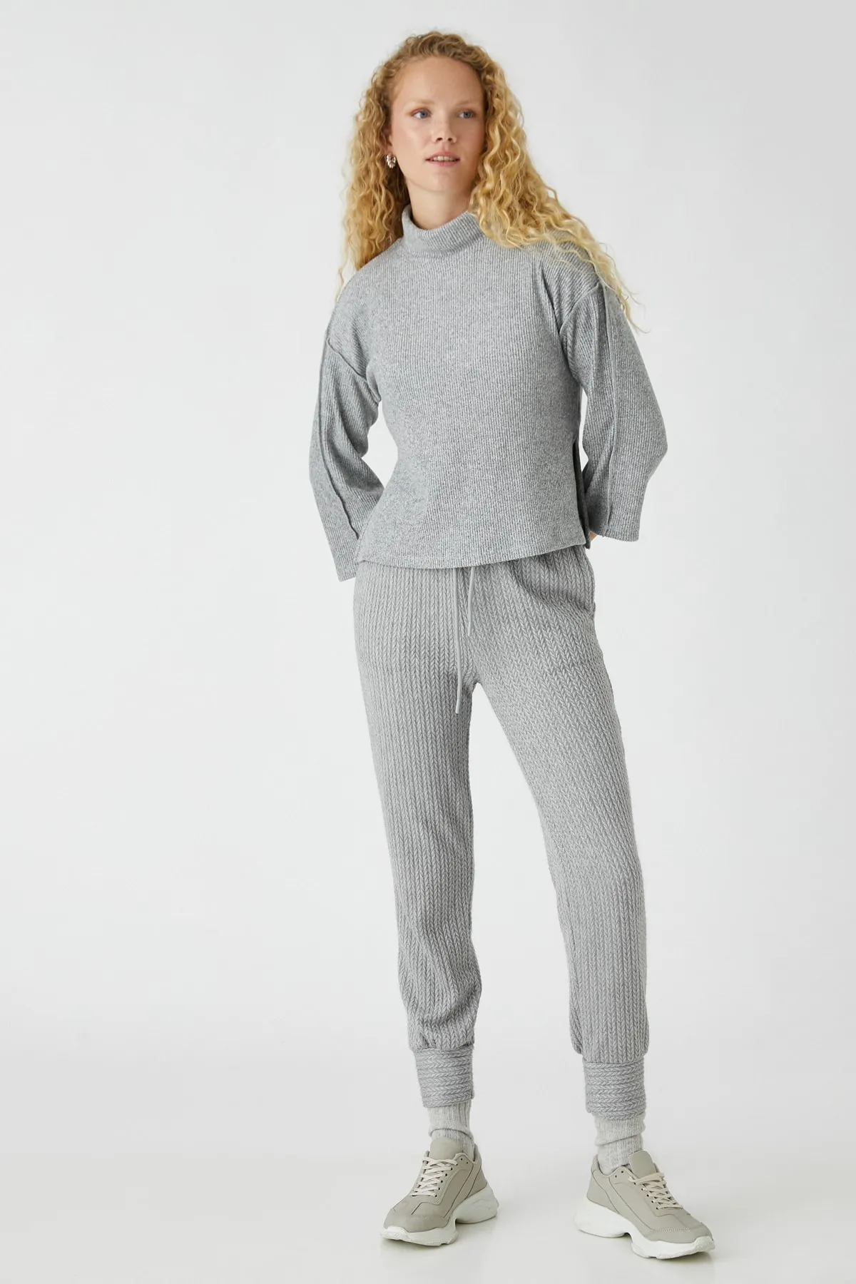 Koton  Graue Jogginghose für Damen 3WAK30092EK