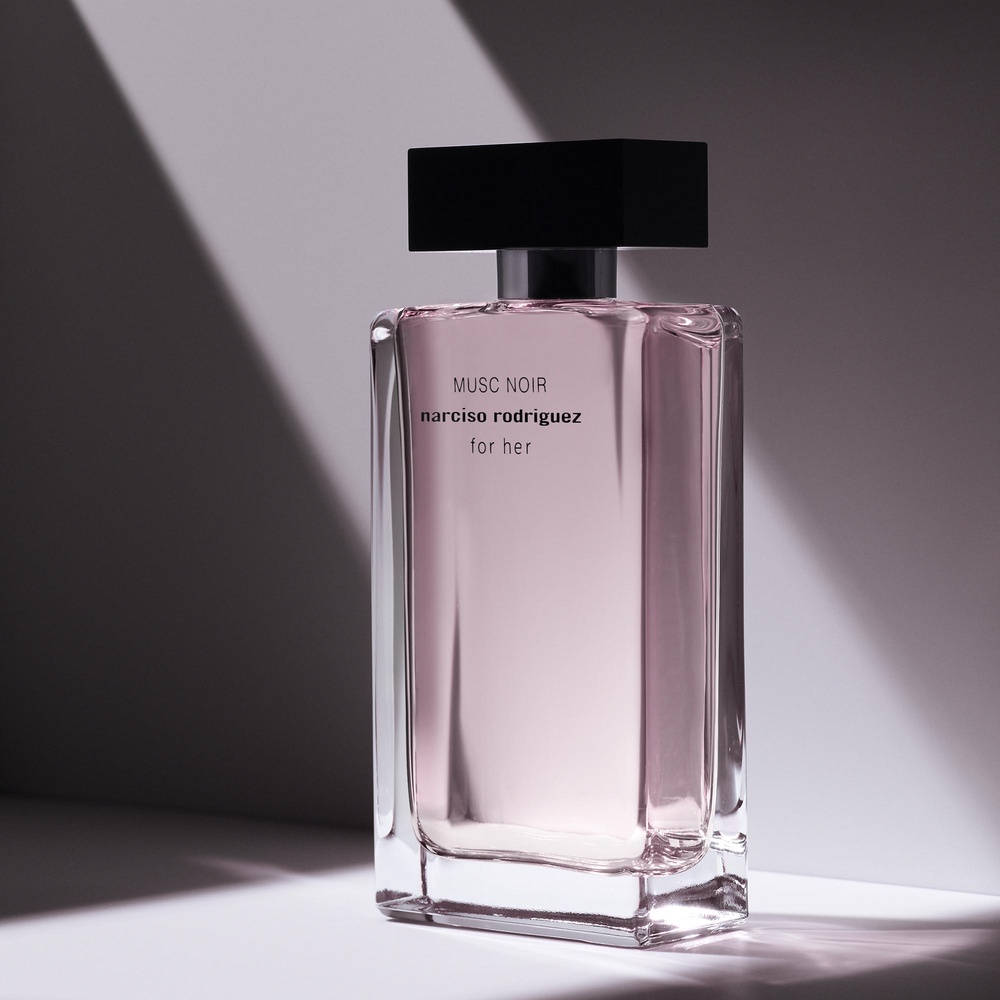 Narciso Rodriguez for her musc noir Eau de Parfum  florientale musquée