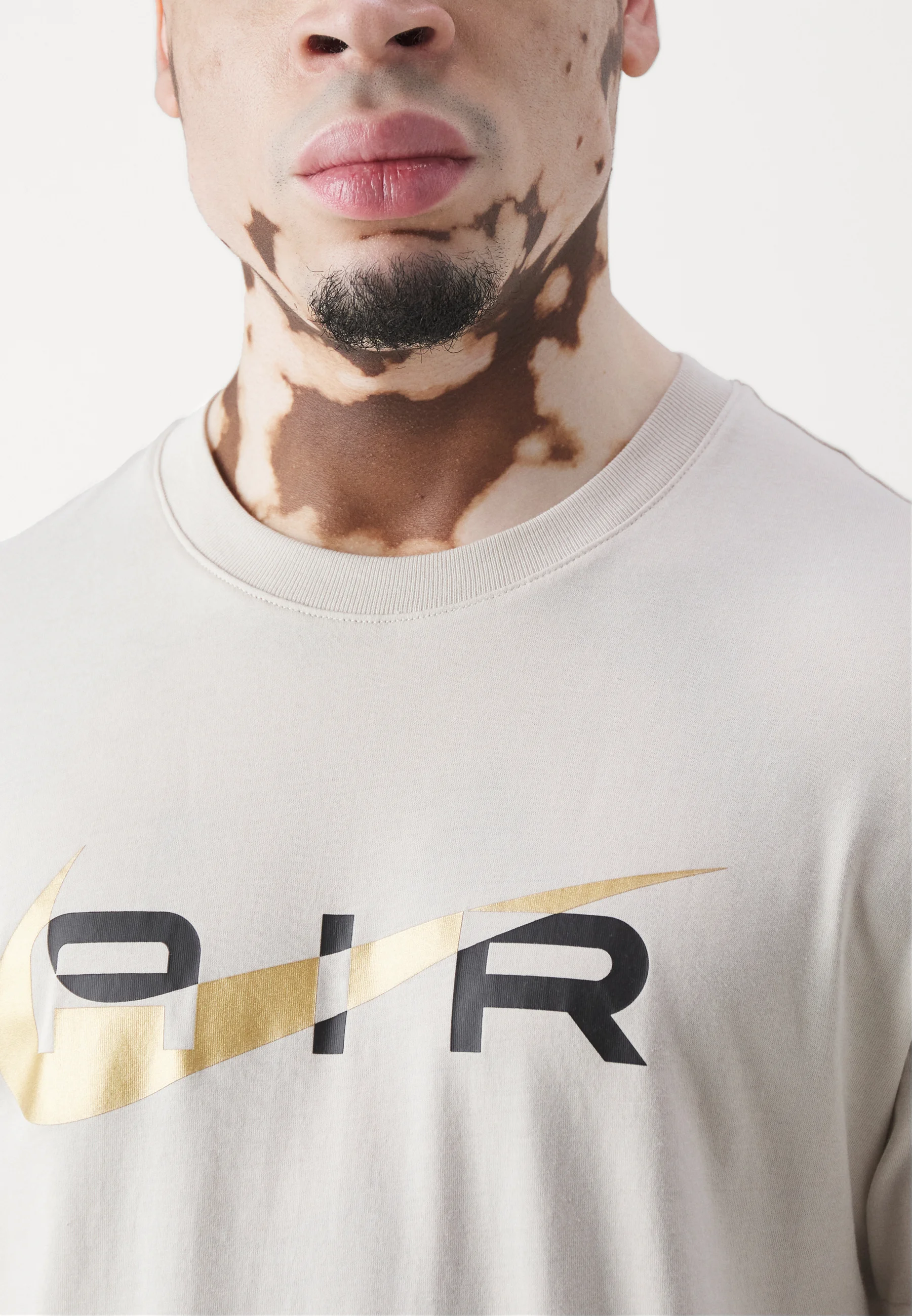 Nike Sportswear AIR GRAPHIC TEE - Camiseta con estampado