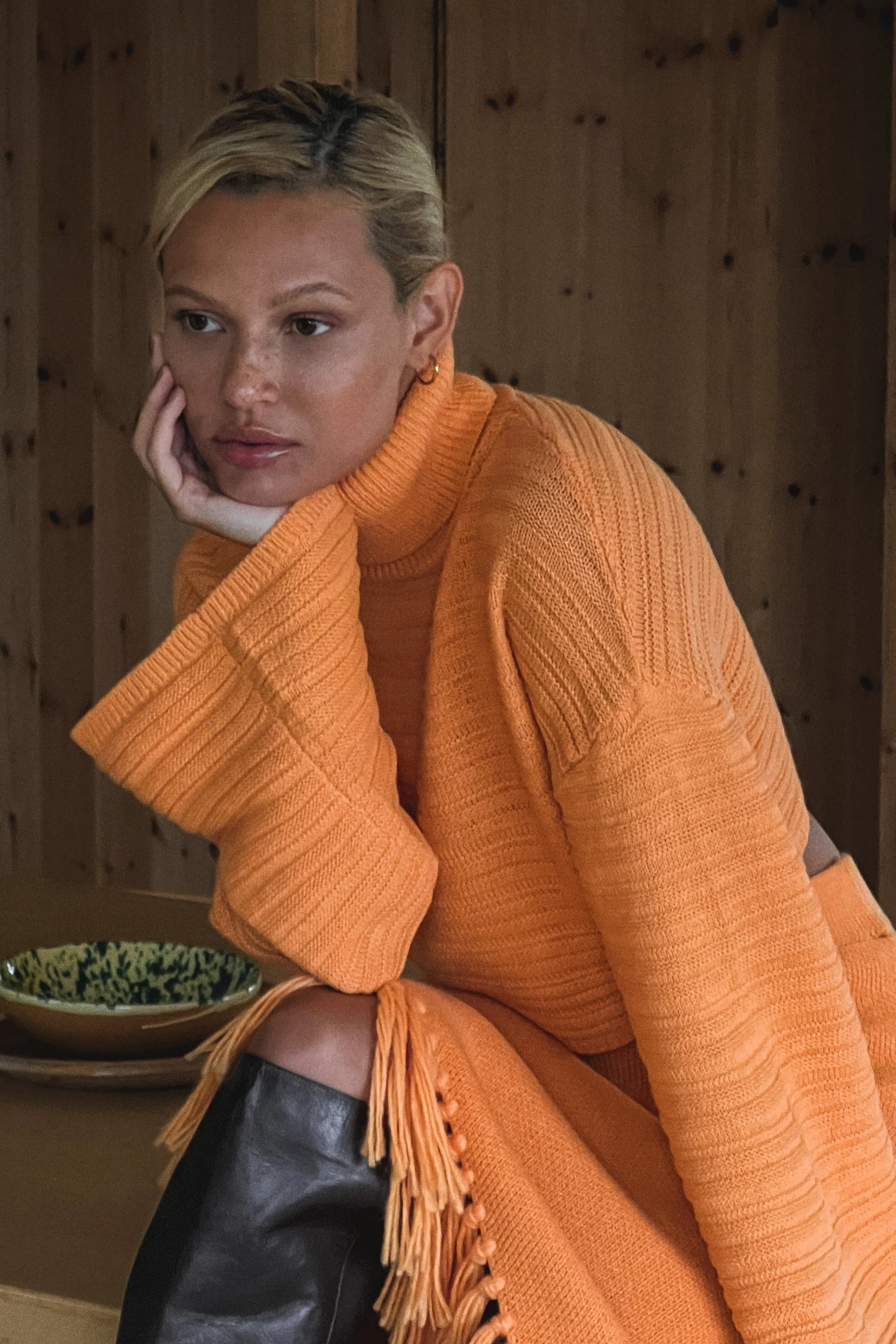 Strickpullover mit Rollkragen aus einer Wollmischung