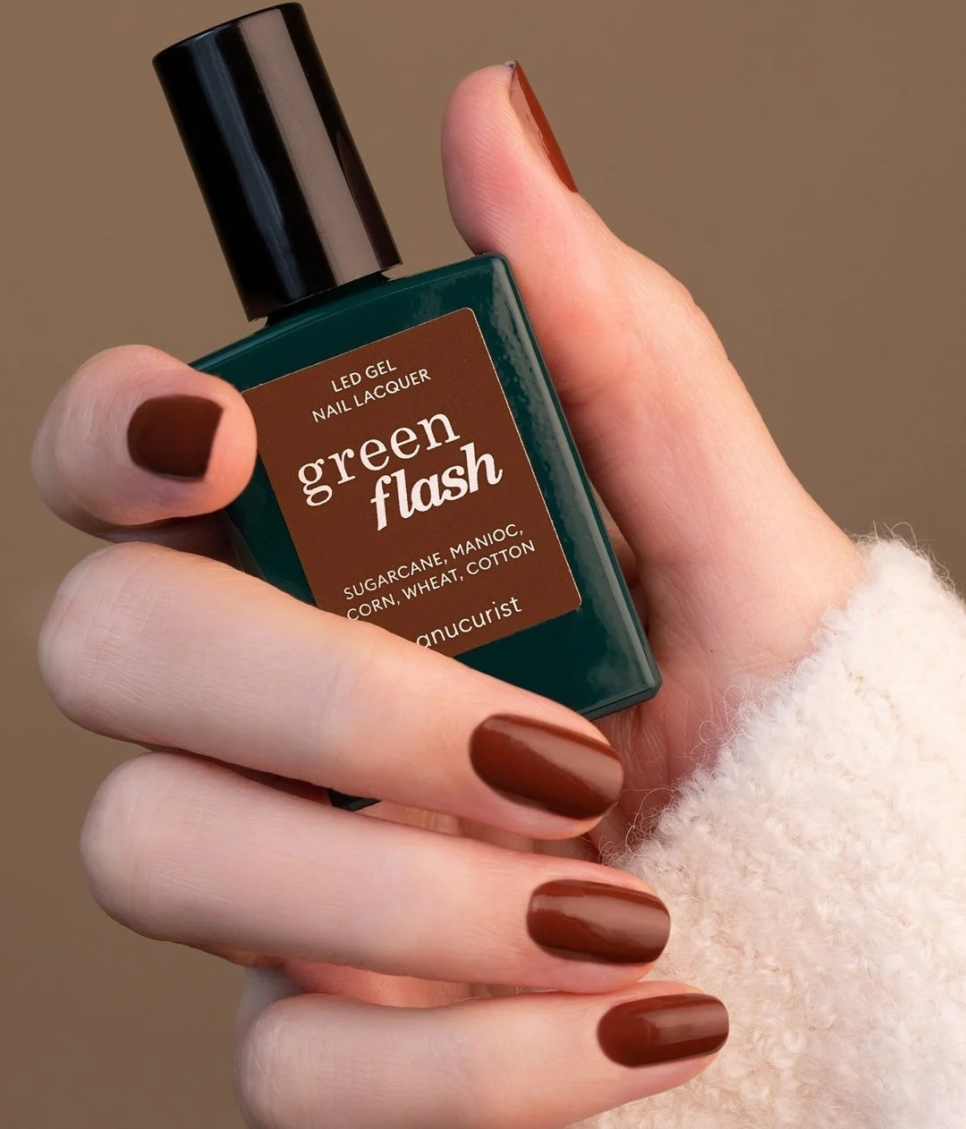 GREEN FLASH Nails - Semipermanentný lak na nechty - Gélový efekt