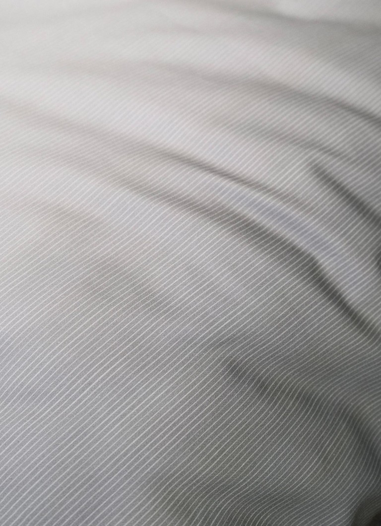Husă de pilotă Marc O'Polo Jorn din satin de bumbac organic cu 215 fire.