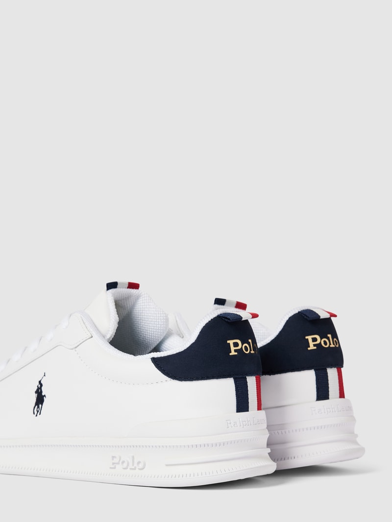 Sneaker aus echtem Leder in weiß