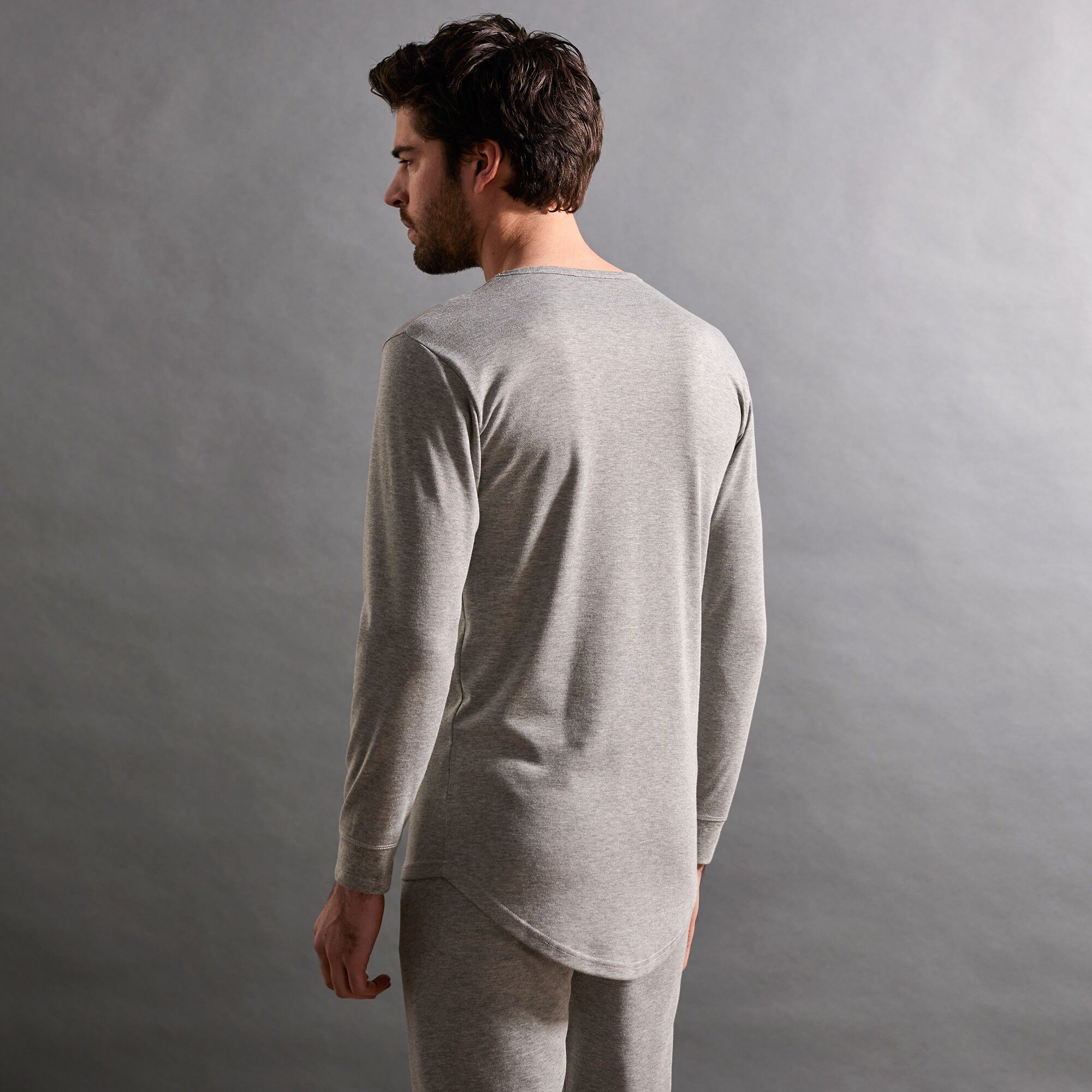 Tee-shirt sous-vêtement homme col rond manches longues dos long coton