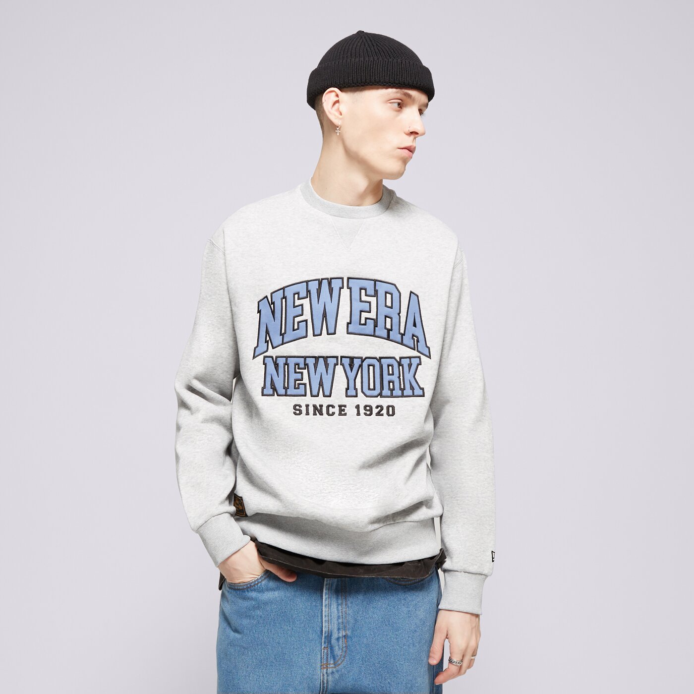 NEW ERA SWEATSHIRT NE ARCH NONE Grau