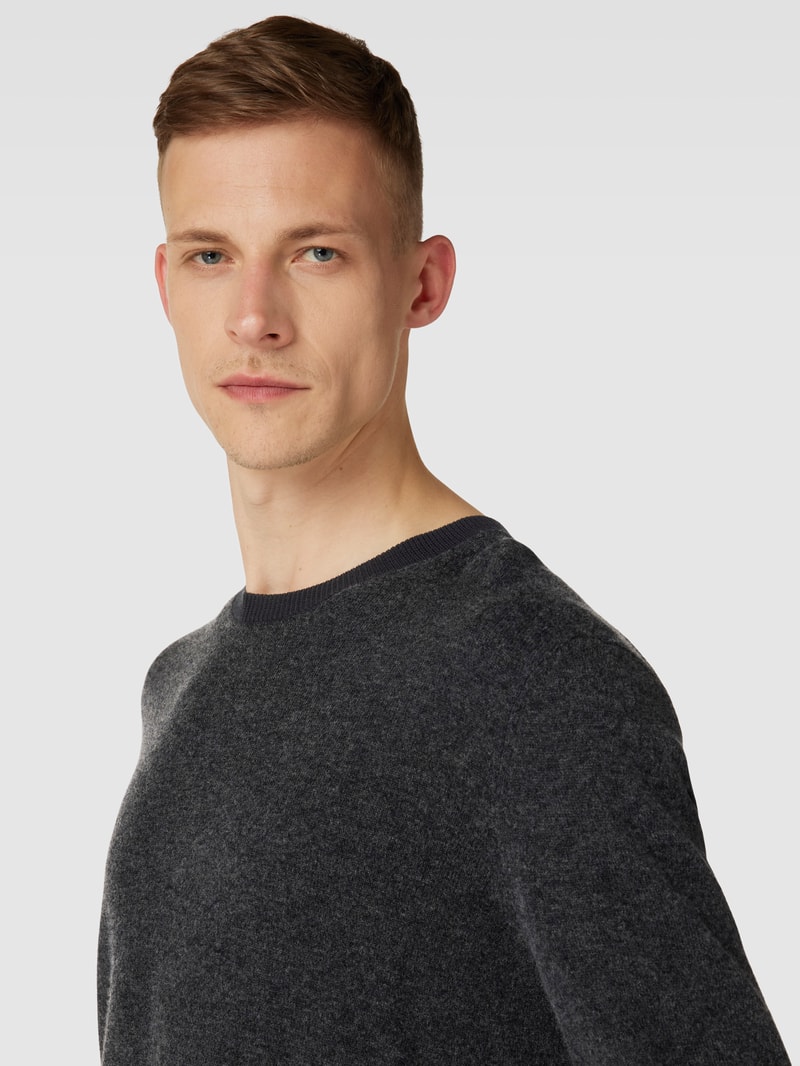 Strickpullover mit Rundhalsausschnitt Modell 'Sano' in anthrazit