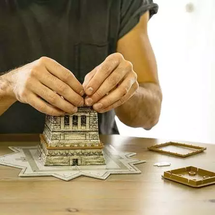 Ravensburger Freiheitsstatue bei Nacht