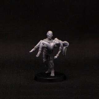 Girl and Mummy (28 mm)