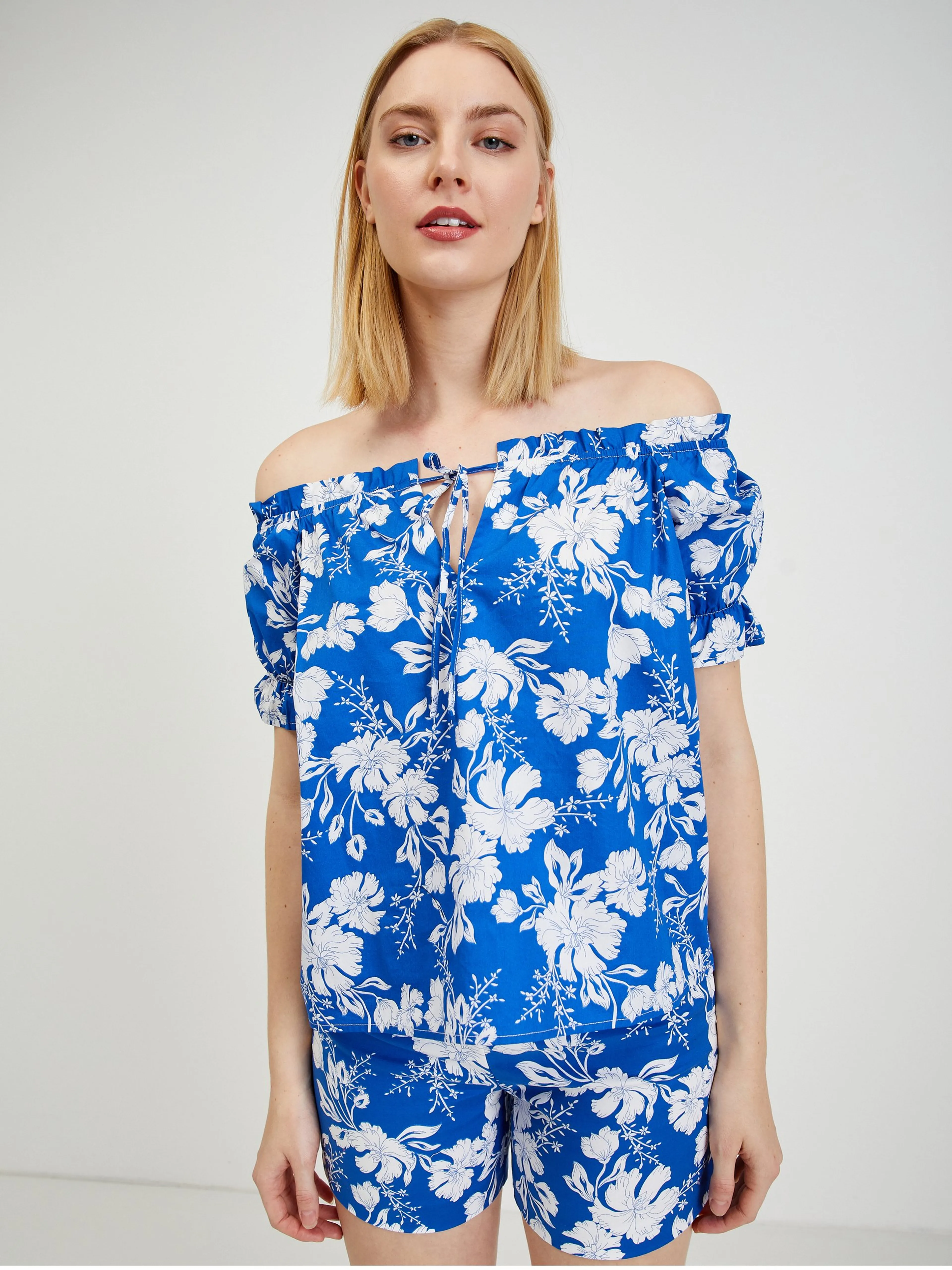 Blaue geblümte Bluse ORSAY