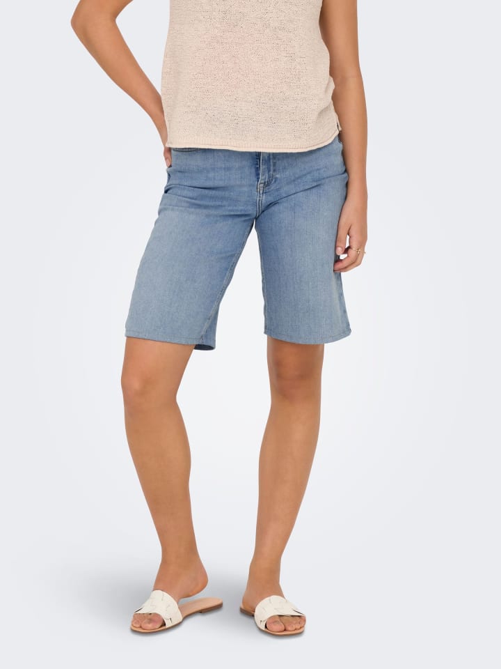 ONLY Denim-Jeansshorts mit Taschen und Gürtelschlaufen in Hellblau günstig kaufen