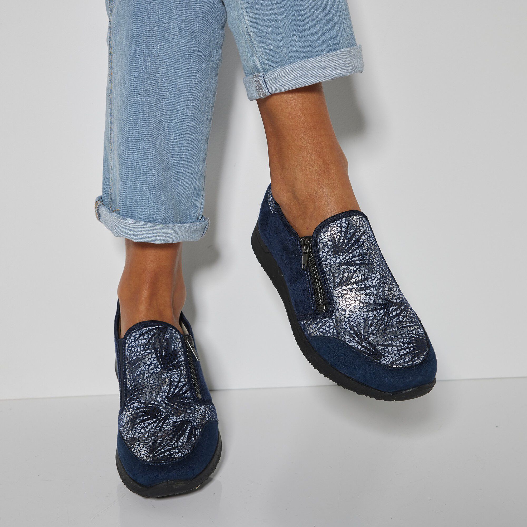 Baskets zippées spécial pieds sensibles en tissu extensible