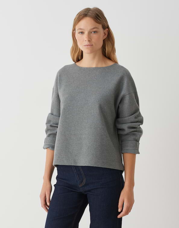 Sweater Gudila