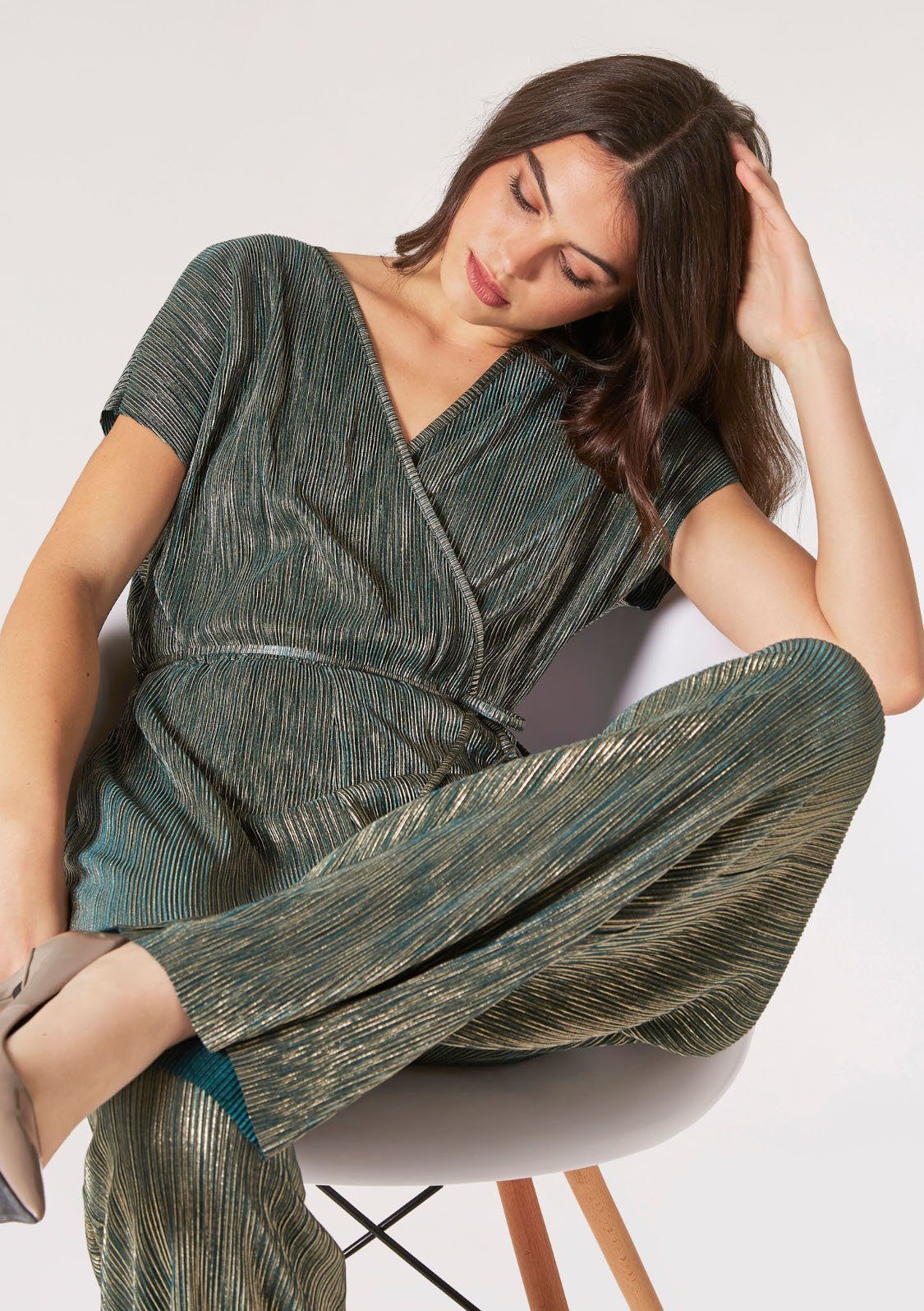 Apricot Jumpsuit Plisse Lurex Jumpsuit (2-tlg., mit Bindeband) in Wickeloptik
