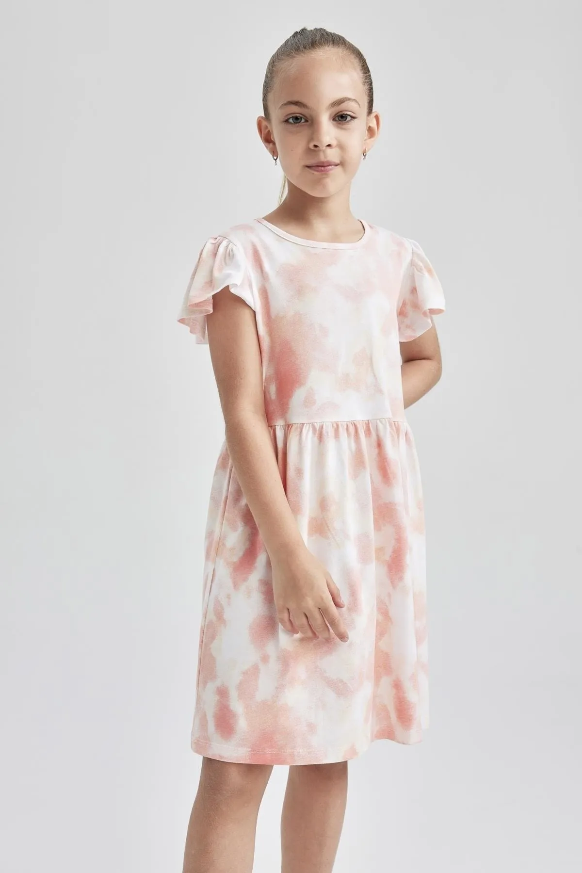 DeFacto  Gemustertes Mädchenkleid aus gekämmter Baumwolle mit kurzen Ärmeln