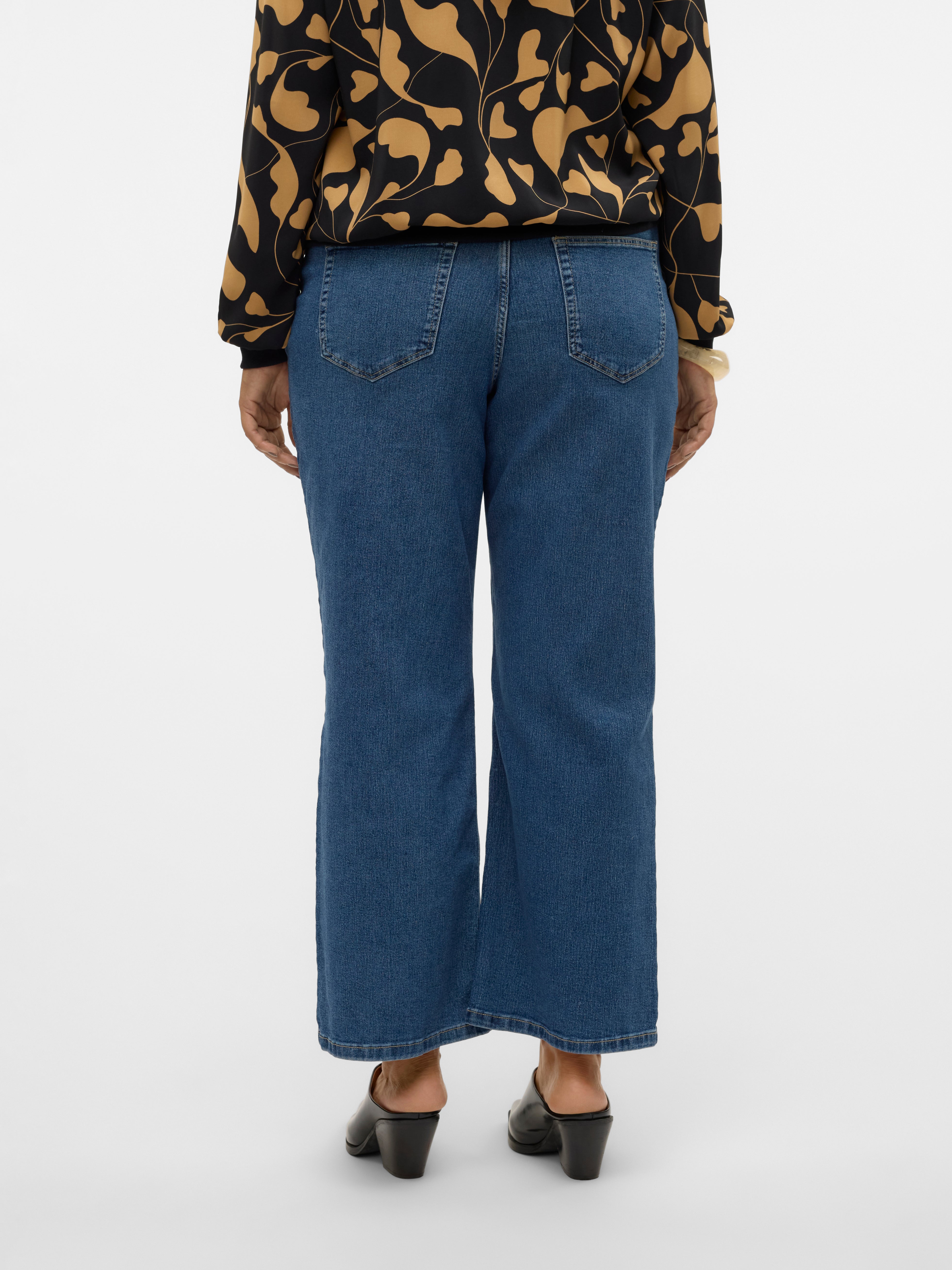 VMCEVALINA Mid Rise Locker geschnitten Jeans