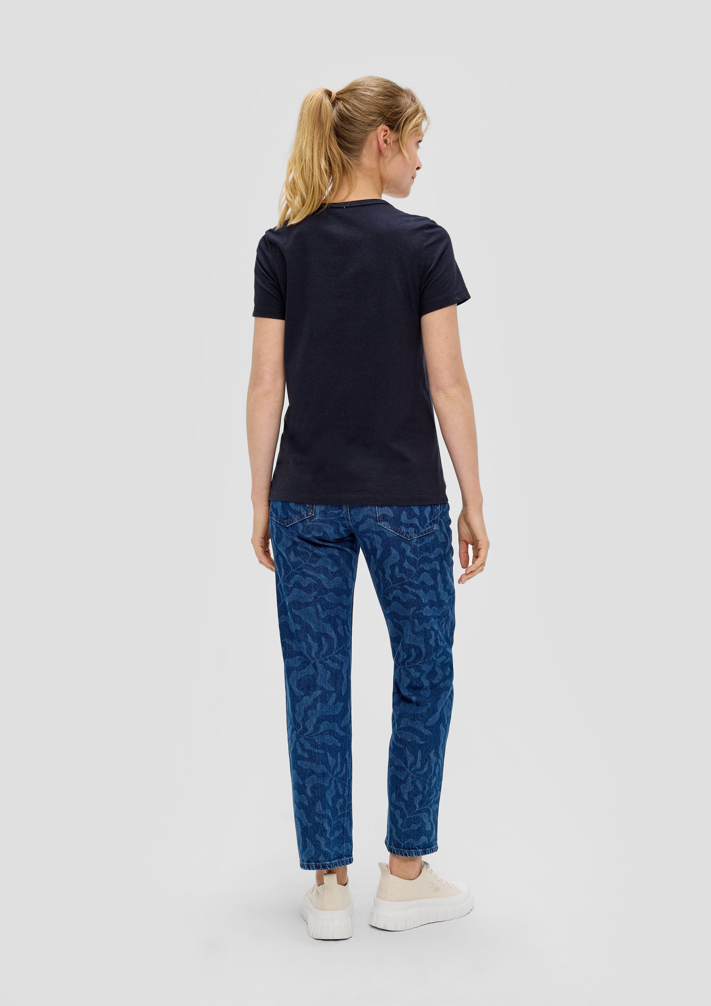 T-Shirt mit Stickerei  2144446-59D1