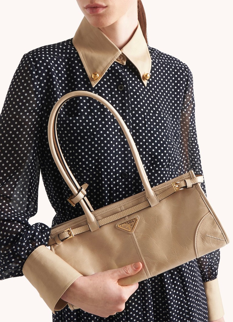 Prada  Medium schoudertas van leer