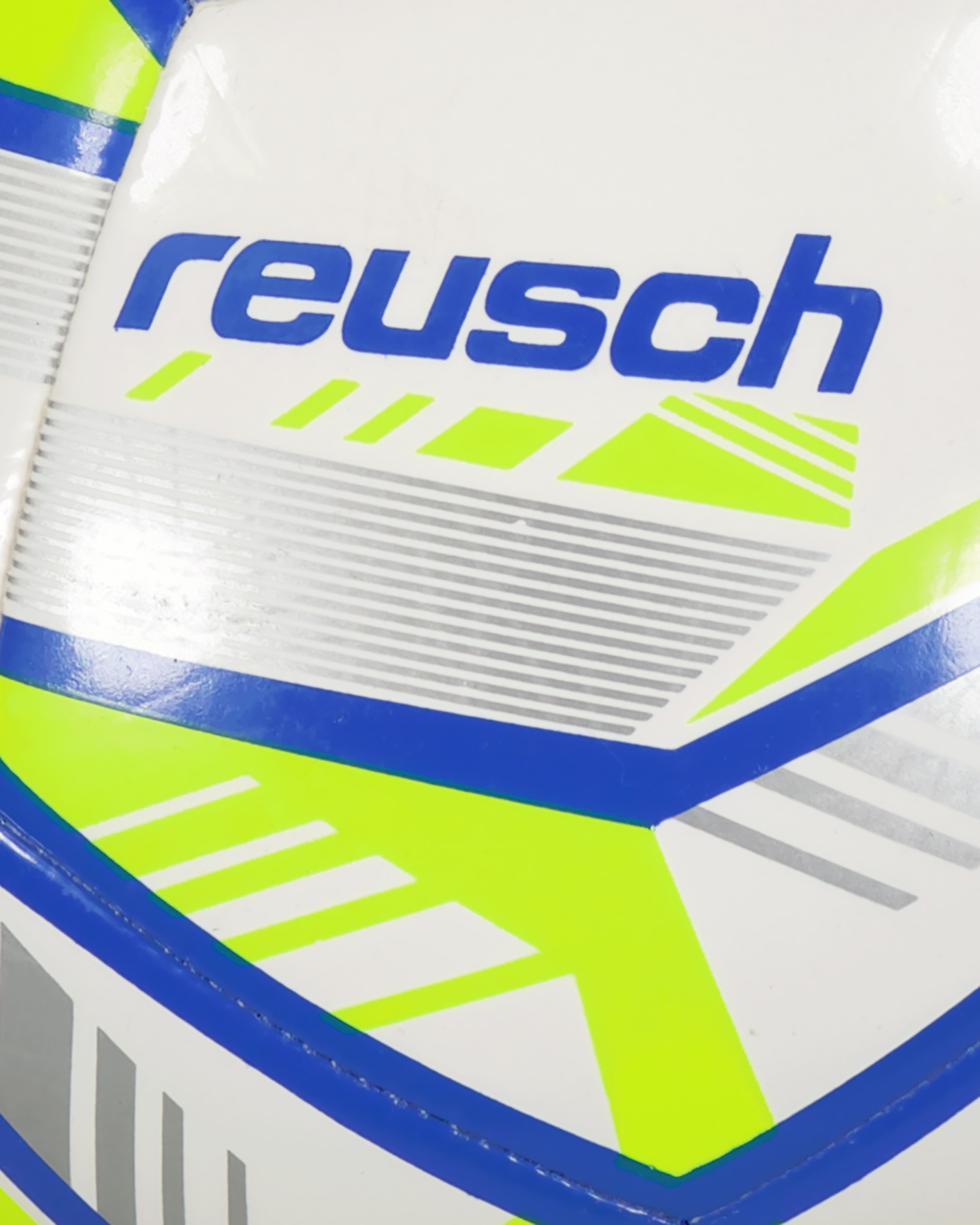 Piłka nożna Reusch F075 RC 4 F075-RC4-000202