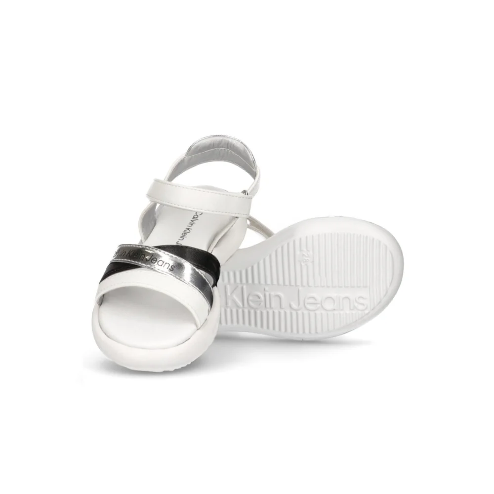 Calvin Klein Sandale V3A2-80204-0193Y125 / weiss