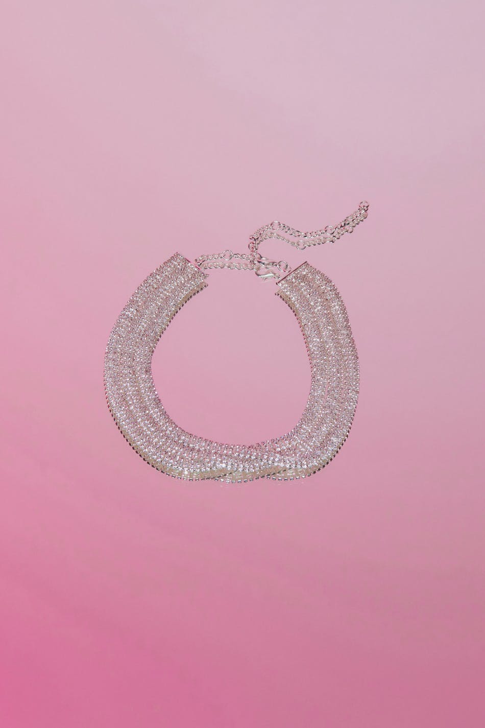 Twisted rhinestone necklace
