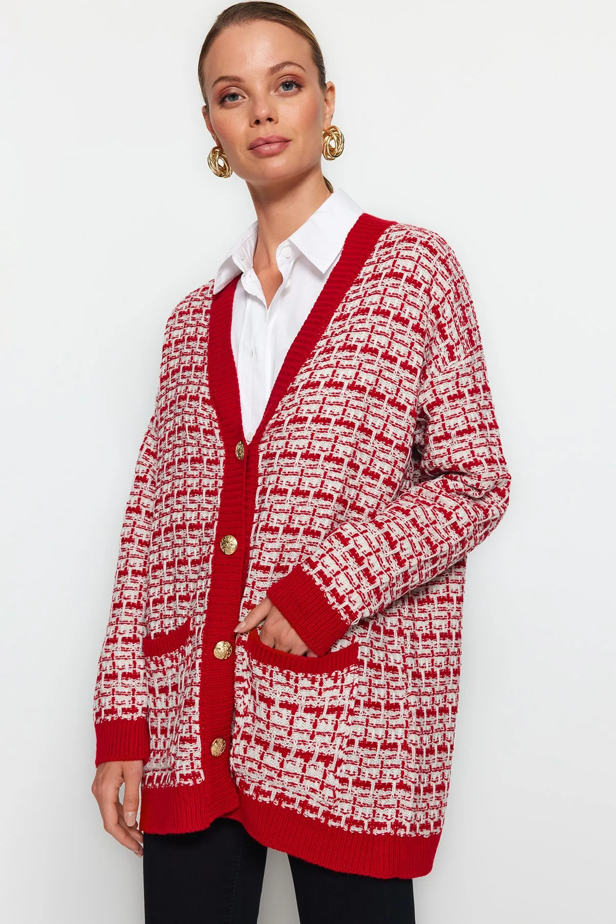 Trendyol Collection  Roter, weit geschnittener Strickcardigan in Tweed-Optik mit Glitzer TWOAW21HI0250