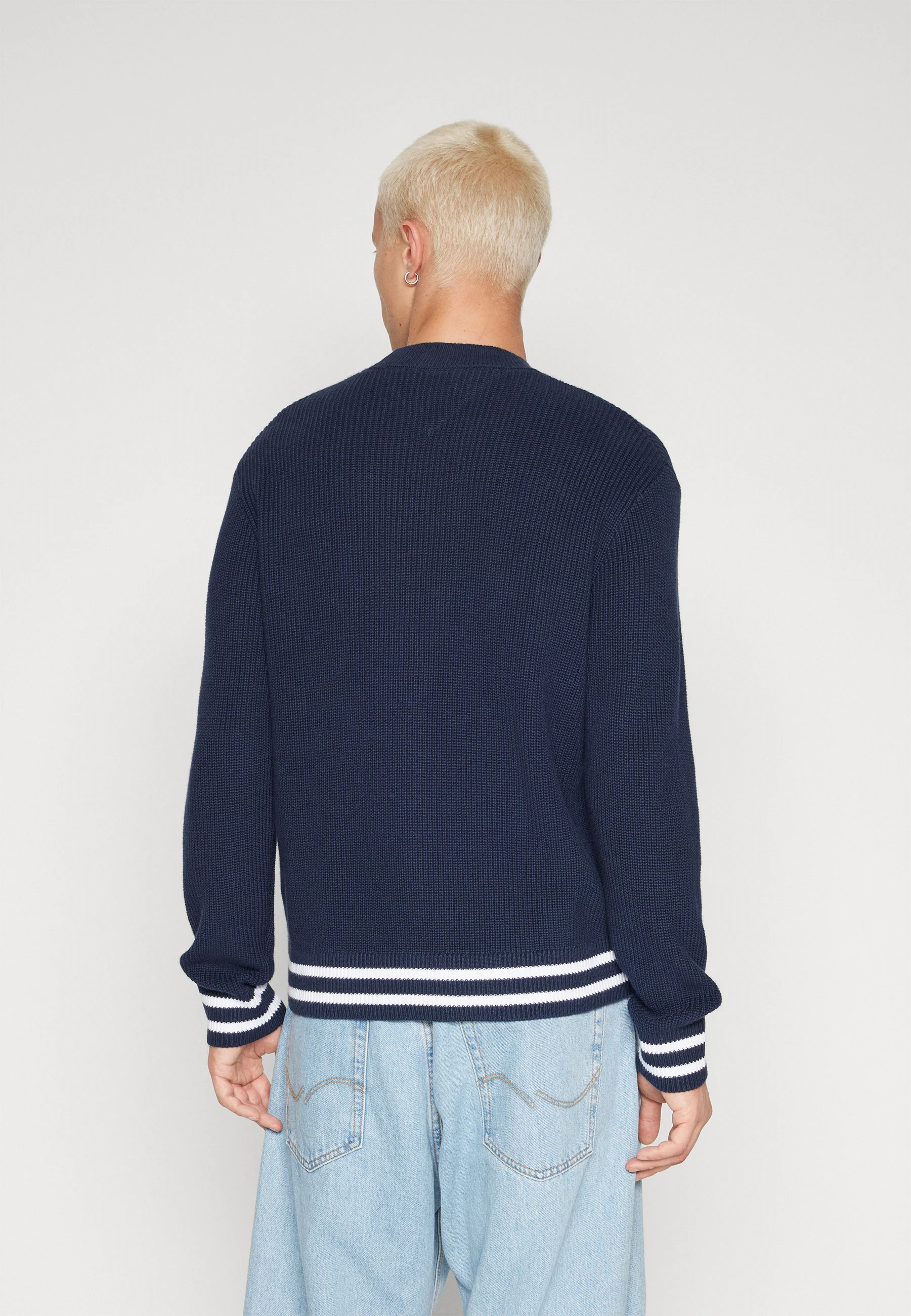 Tommy Jeans CONTRAST TIPPING- Suéter