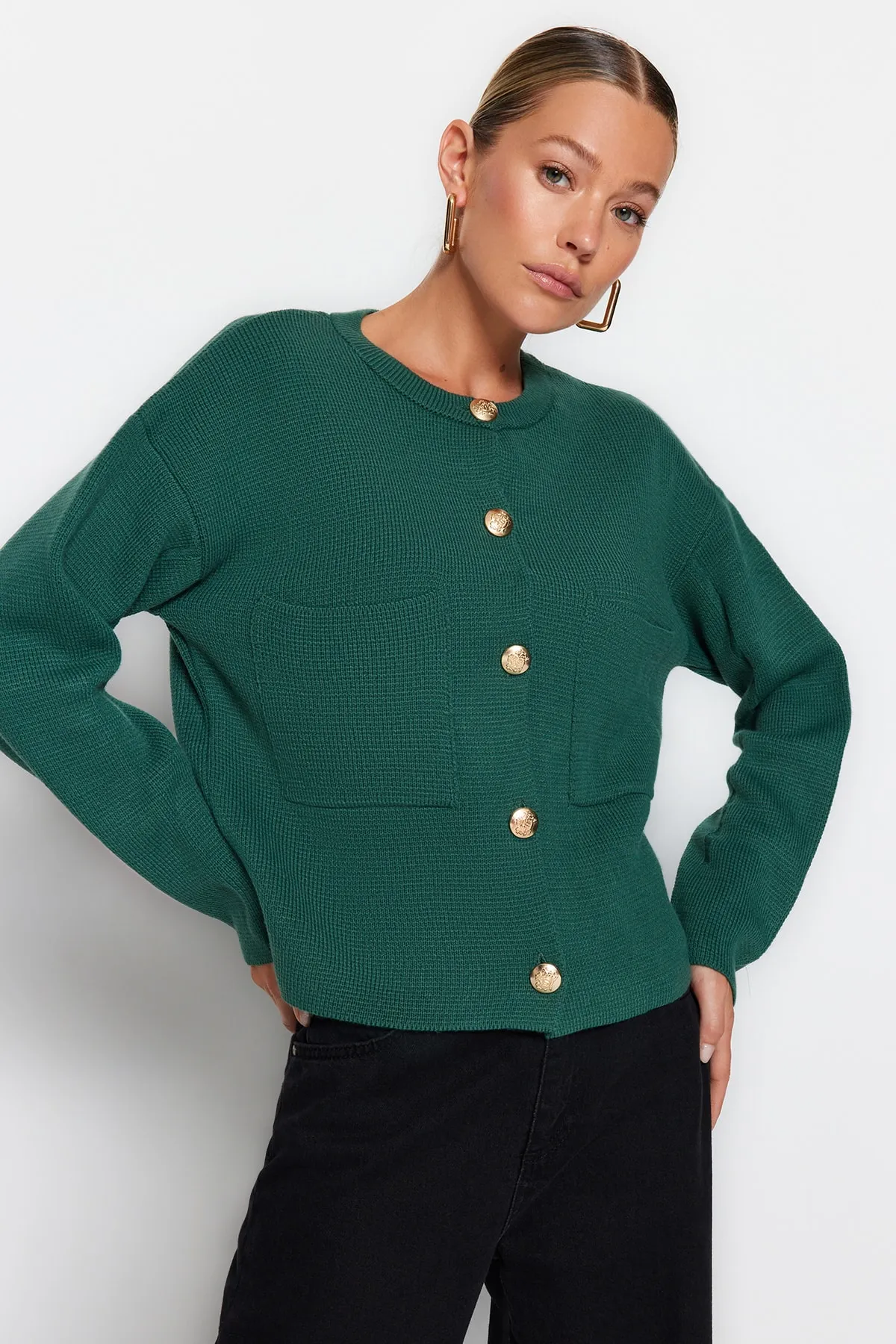 Trendyol Collection  Grüner, weich strukturierter Accessoire-Strick-Cardigan TWOAW24HI00023
