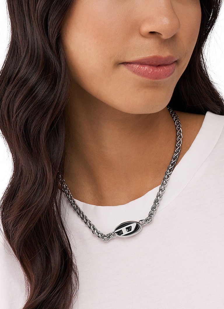 Diesel chain with logo