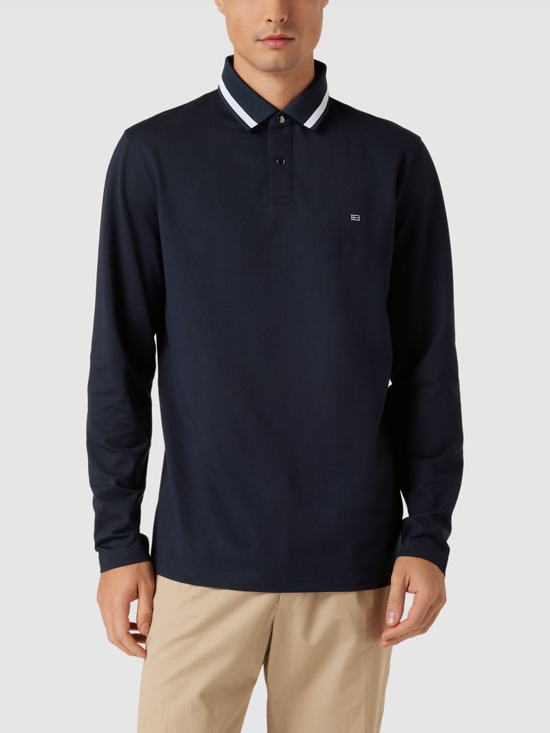 Poloshirt mit Kontraststreifen in marineblau