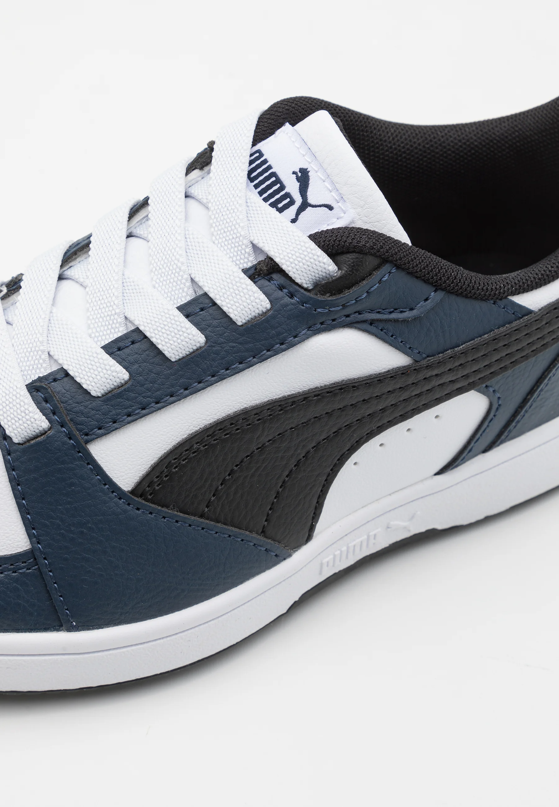 Puma REBOUND V6 UNISEX - Zapatillas bajas