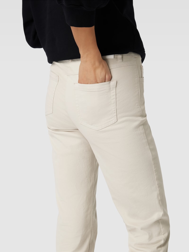 Jeans mit geradem Schnitt in sand