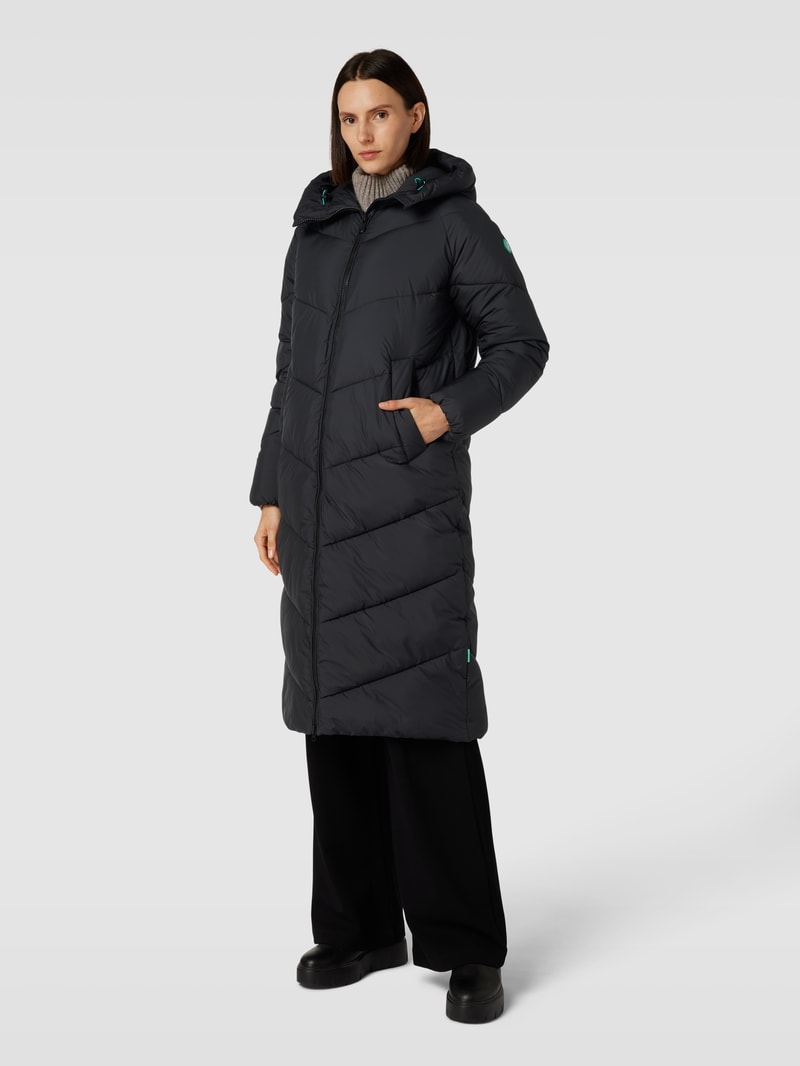 Steppmantel mit Label-Applikation Modell 'JANIS' in schwarz