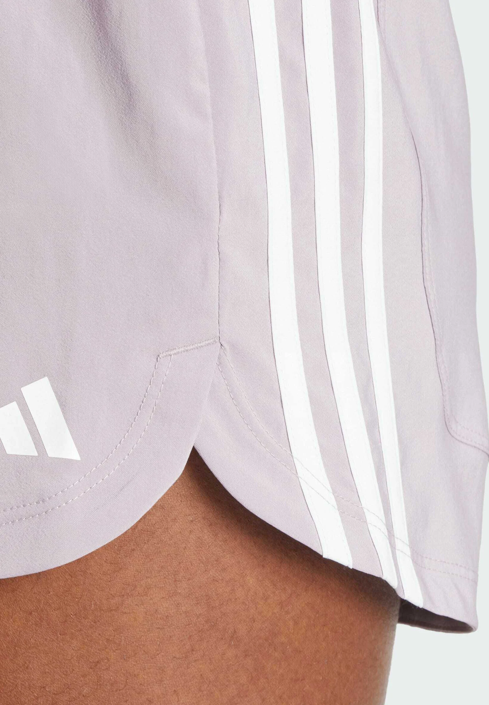 adidas Performance PACER 3-STRIPES WOVEN HIGH-RISE - Pantalones cortos deportivos
