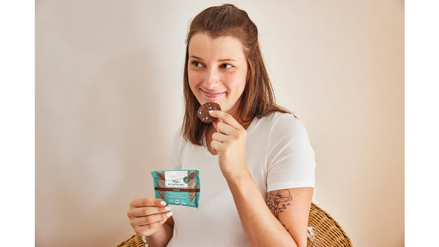 MABYEN Mama Bio Dattel Ball Kakao oder Mango 40 g