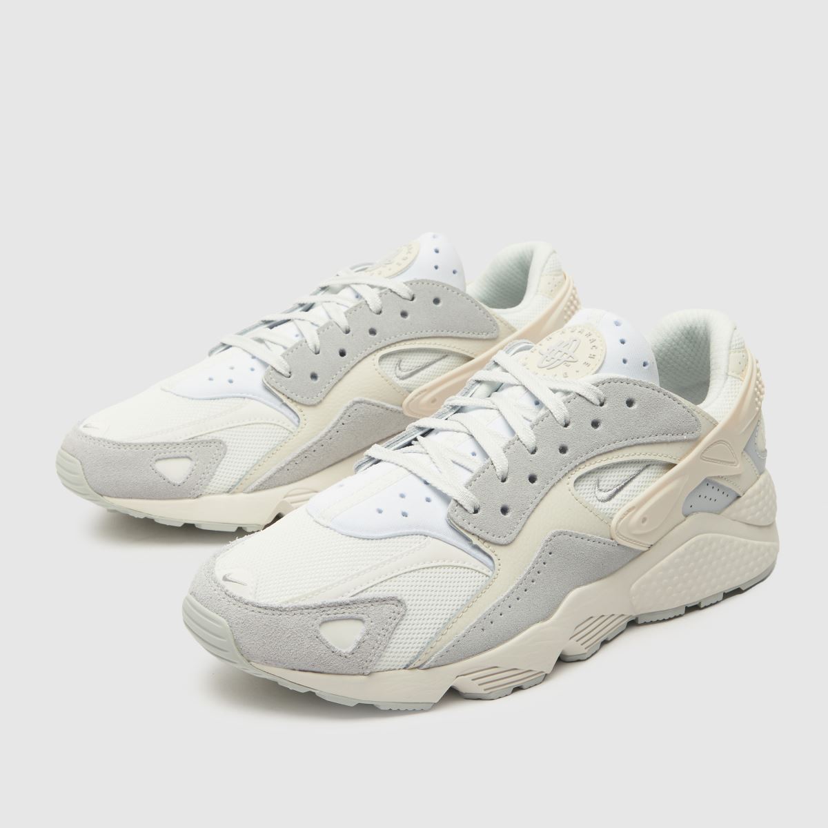 Superge Nike Huarache Runner v beli večbarvni barvi
