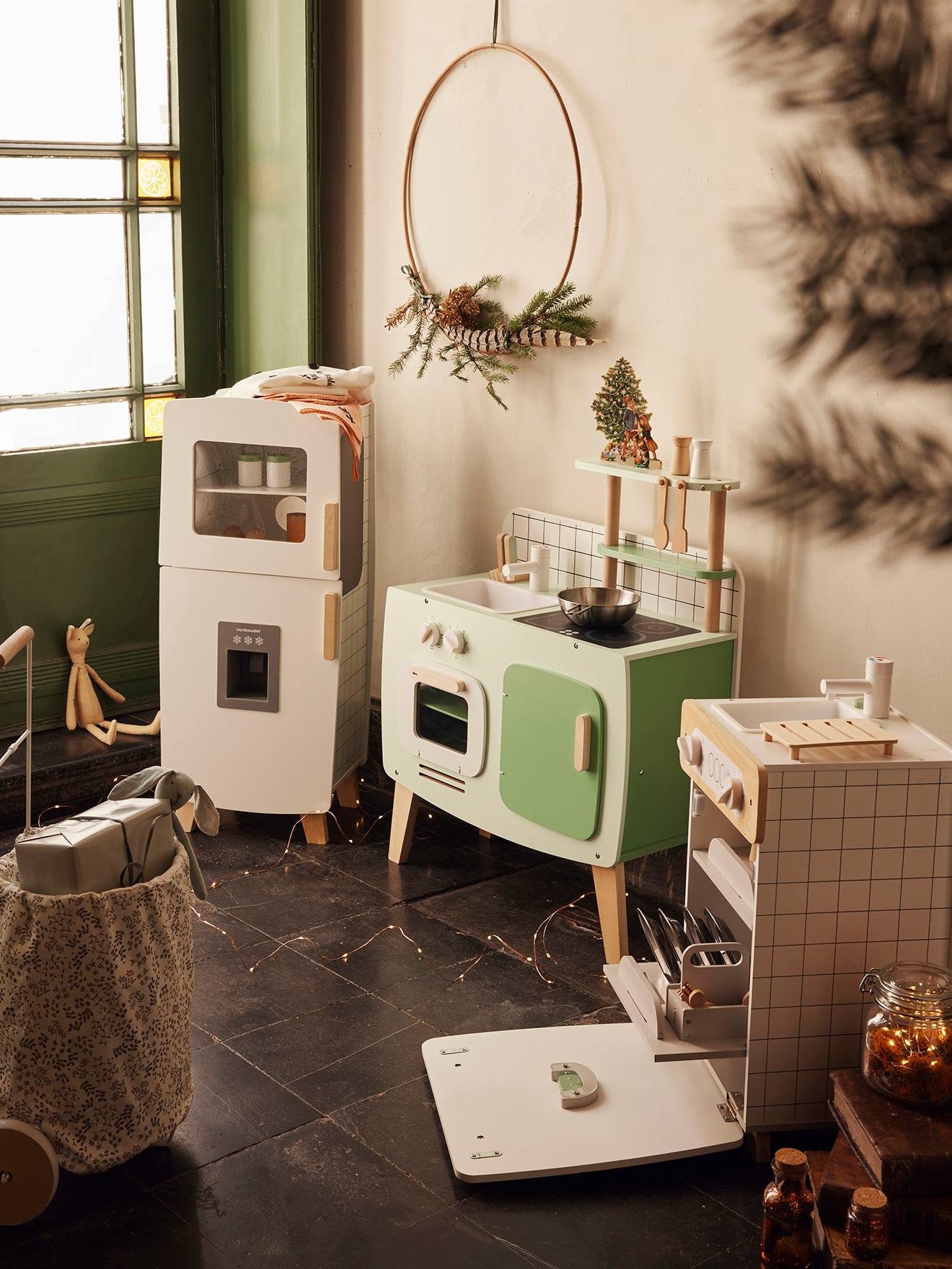 Cuisinette design en bois FSC® rose