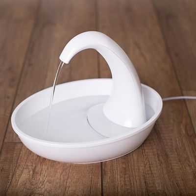 Pioneer Pet Swan Fountain