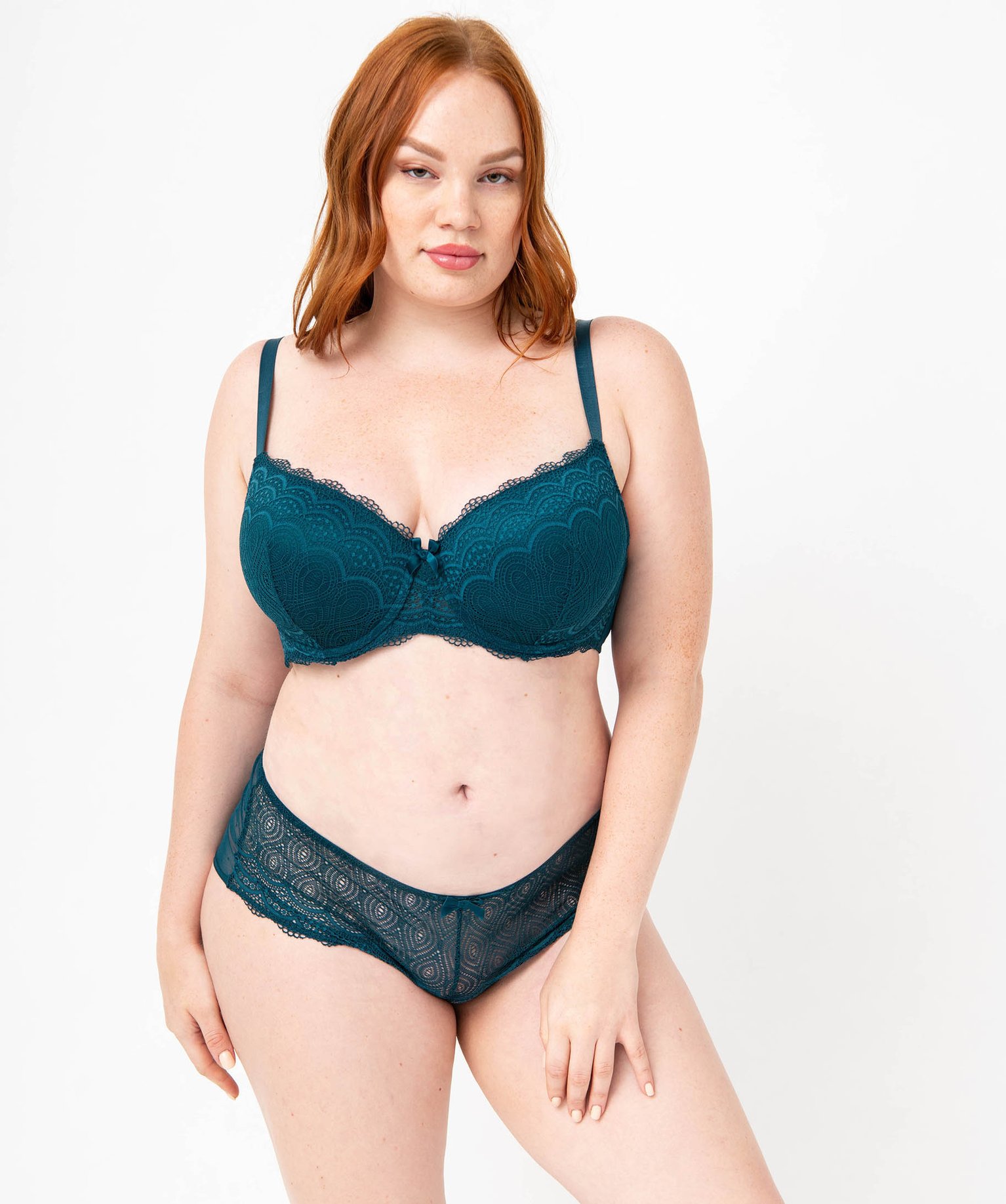 Soutien-gorge grande taille à armatures et coques fines bleu | GEMO