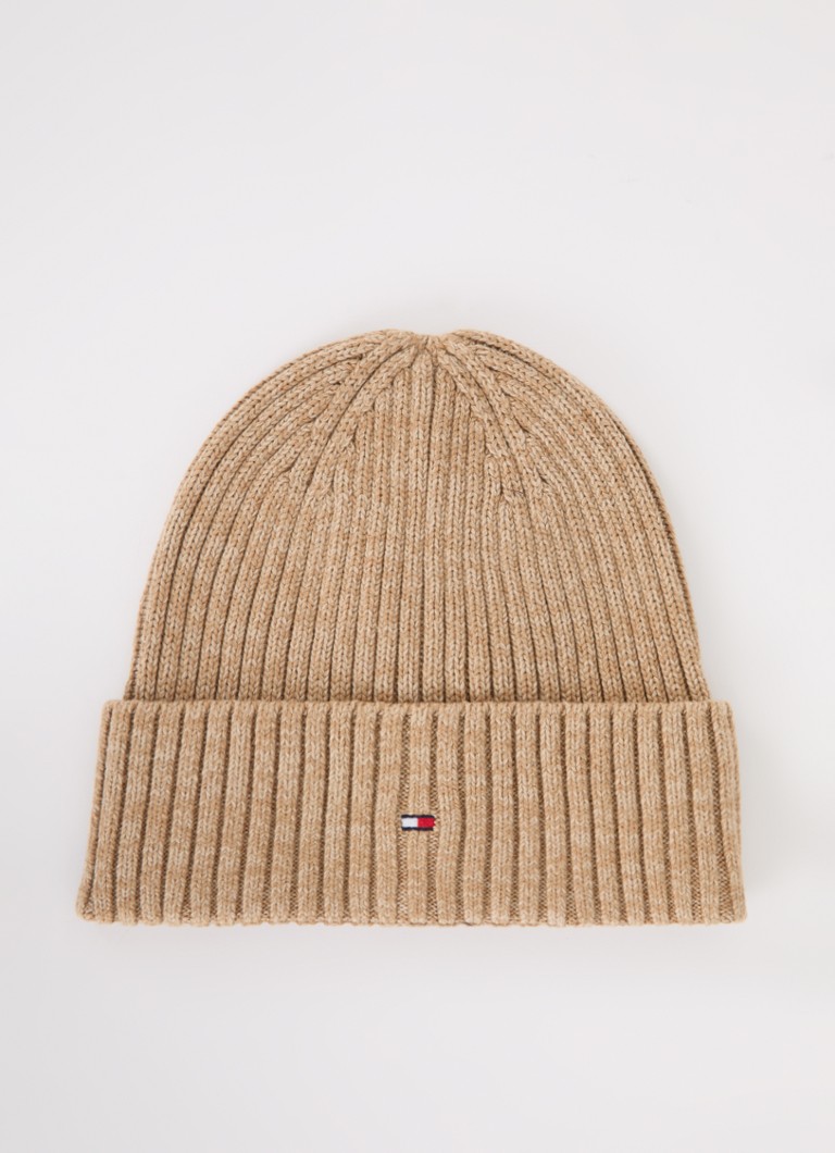 Czapka Tommy Hilfiger The Flag Twisted wykonana z prążkowanej dzianiny z domieszką kaszmiru.