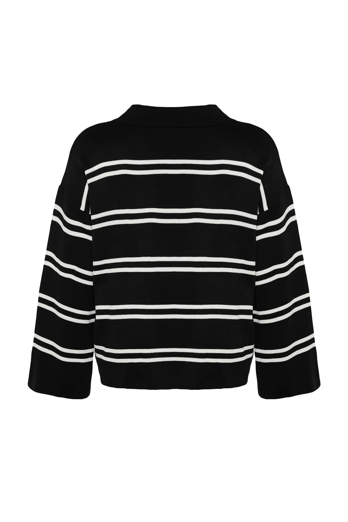 Trendyol Curve  Schwarz gestreifter Strickpullover TBBAW24AN00013