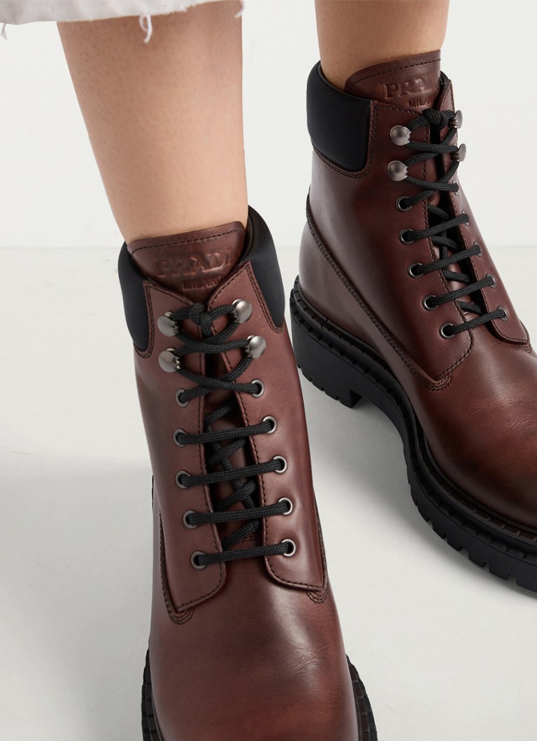 Prada  Re-Nylon veterboot van leer