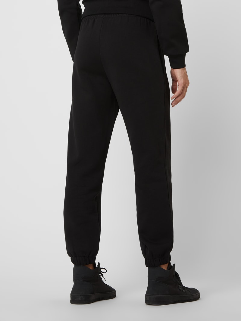 Sweatpants mit Label-Detail in schwarz