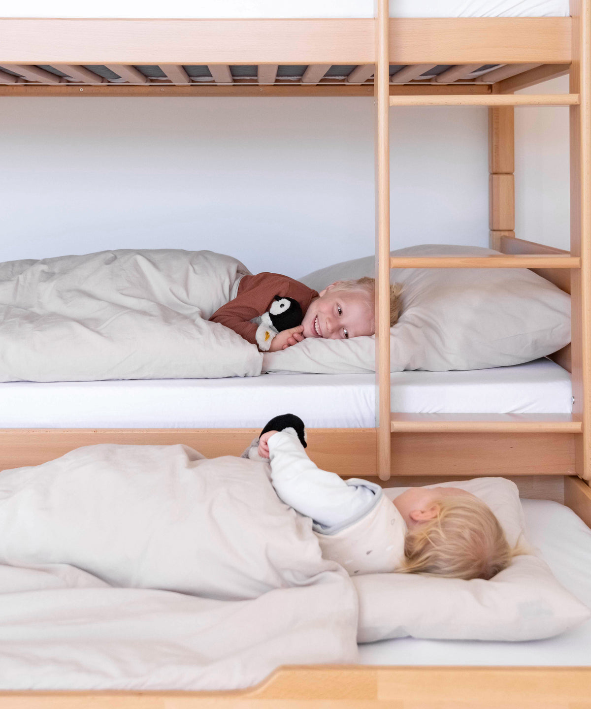 Etagenbett Buche Mittelhoch Transparent lackiert