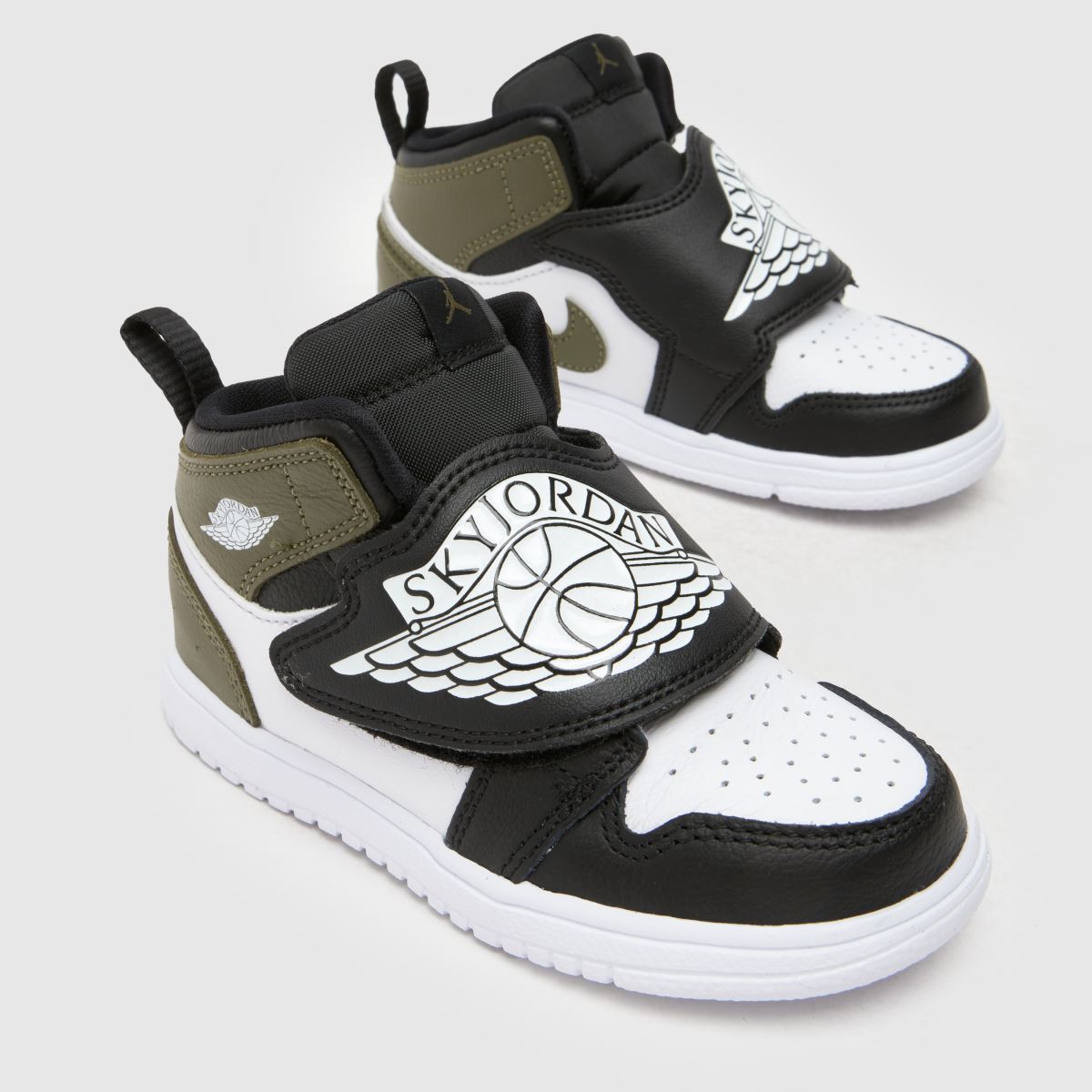 Bílo-černé tenisky Nike Jordan 1 Sky Jordan pro chlapce a batolata