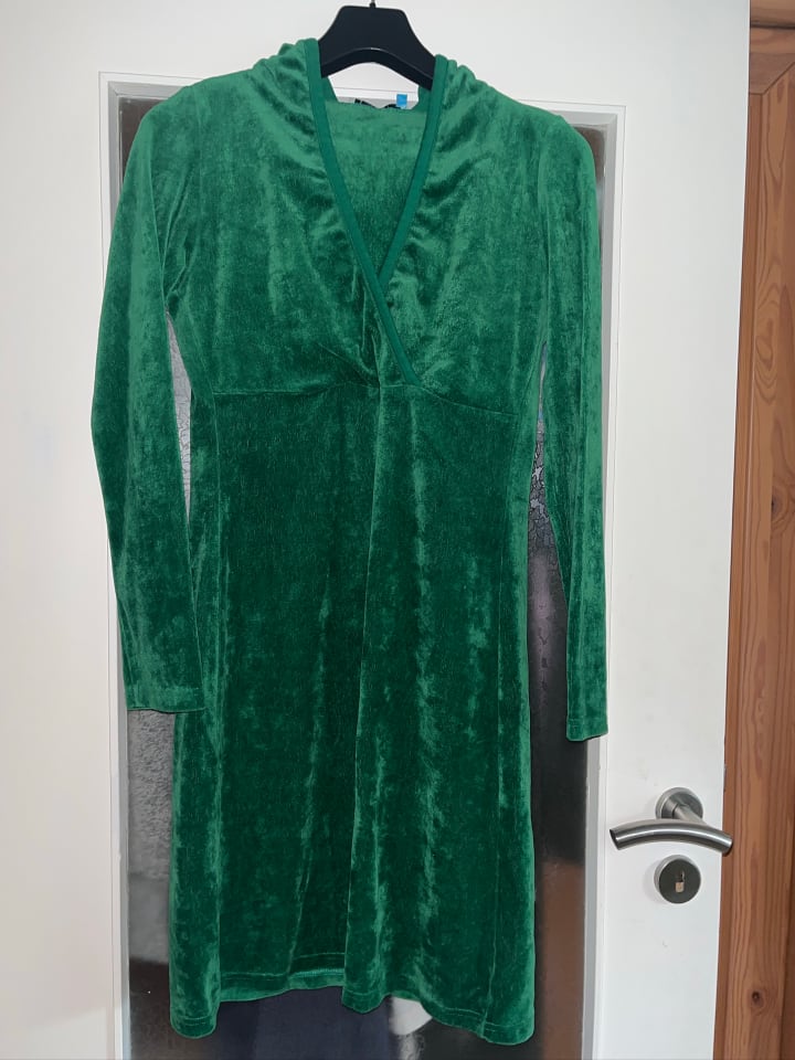 Bakery Ladies Kleid in Grün günstig kaufen M