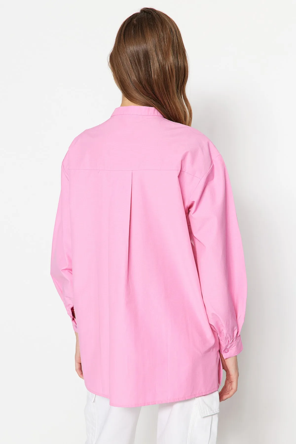 Trendyol Modest  Rosa gewebtes Baumwollhemd TCTSS23TG00030